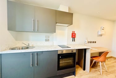 1 bed studio, 21 Heathcoat Street, Hockley, Nottingham, NG13AF - Image 2